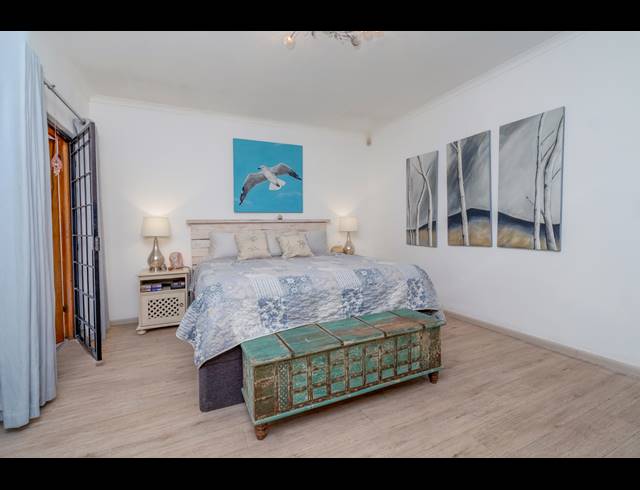 5 BEDROOM HOUSE FOR SALE IN PETERVALE